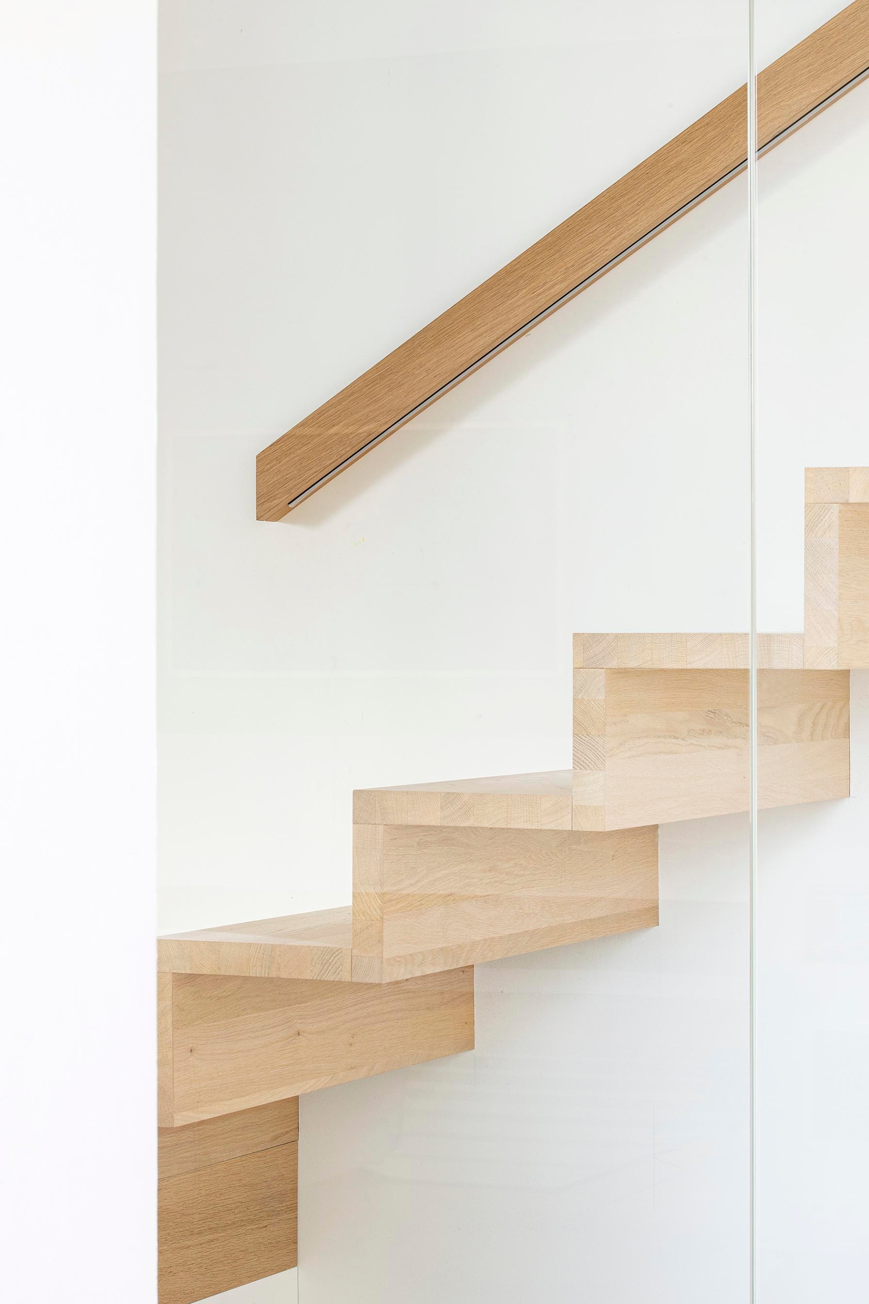 menuiserie intérieur - escalier sur mesure